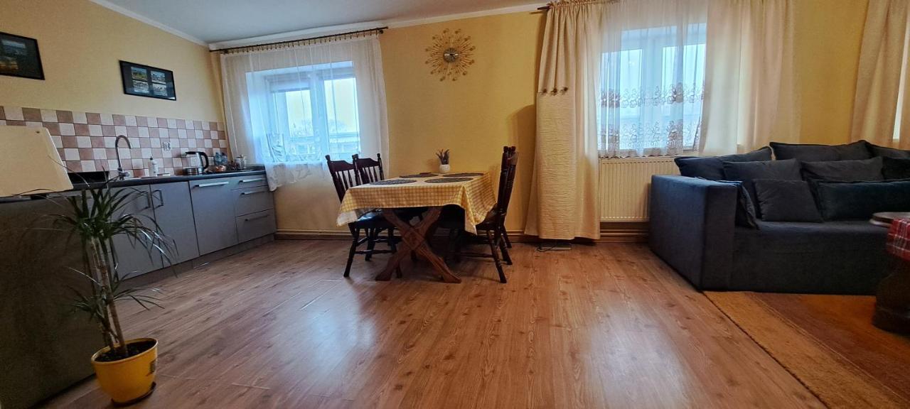 Apartament Alcatraz Z Kominkiem Kamienna Gora Kültér fotó
